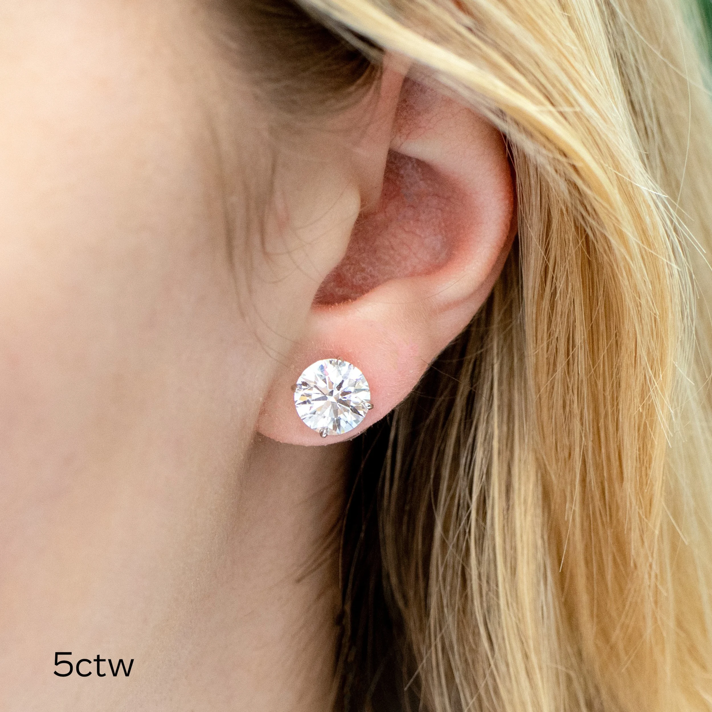 Best lab diamond stud earrings
